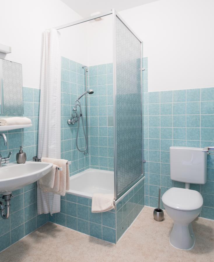 Bed and Breakfast Altes Forsthaus Manderscheid Esterno foto