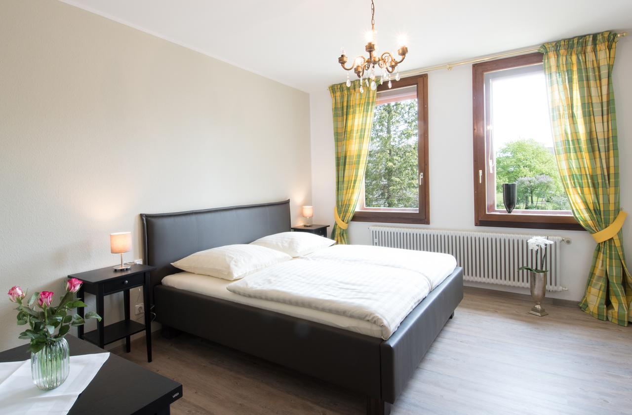 Bed and Breakfast Altes Forsthaus Manderscheid Esterno foto