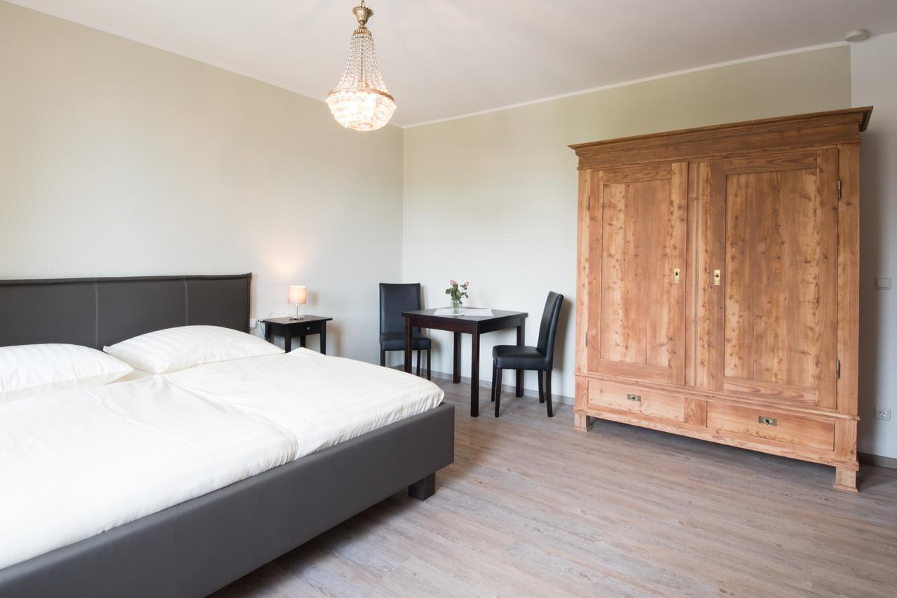 Bed and Breakfast Altes Forsthaus Manderscheid Esterno foto
